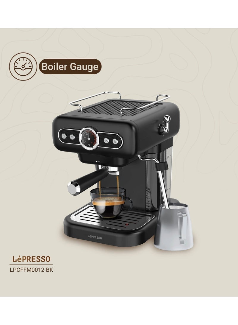 ليبرسو تم تغيير العنوانآلة صنع قهوة اسبريسو ريترو مع مقياس غلاية وبخار الحليب 950 واط / سعة خزان المياه 1.2 لتر / مضخة 15 بار / سخان الأكواب / التحكم بالبخار / محمول - أسود - Image 4